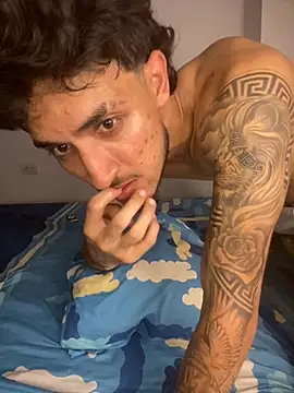 Kriss_Edwards' Live XXX Chat