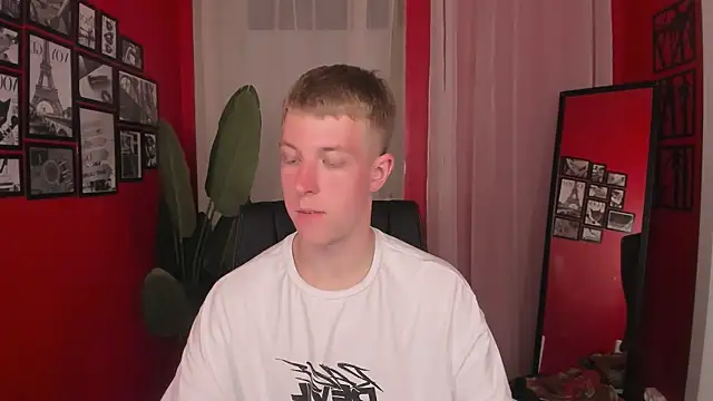 XXX chat uživo modela Dylan_Norton