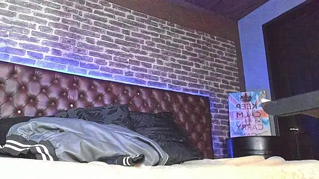 Daniel_huge22 Live XXX-chat