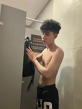 แชท XXX สดของ yoursexyjose