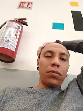 WedgingClinker Chat XXX live