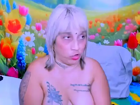 Czat XXX na żywo – indianroxy