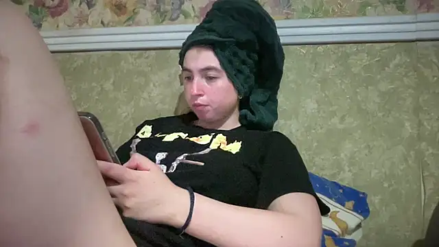 Aphr0diteen Live XXX chat