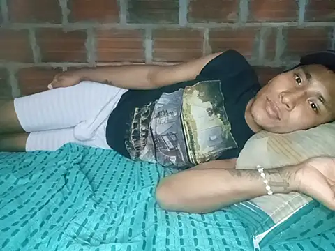 aldan1365 Show in webcam