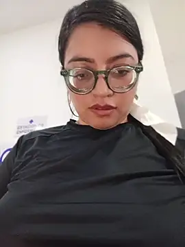 SOFI__10 – Naživo XXX chat