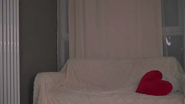 tinyanie Chat XXX live