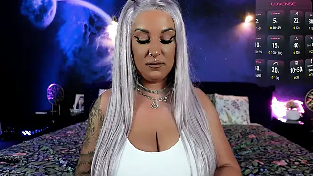 Chat +18 de Sierra_Quinn ao vivo