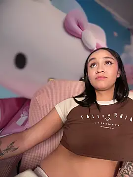 Isabella-Teen's Live XXX Chat