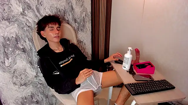 christopher_robin4 라이브 XXX 채팅