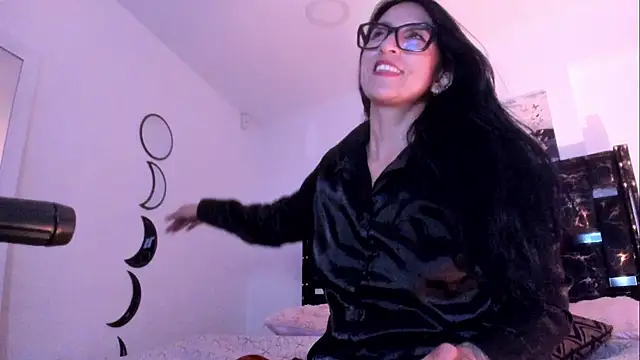 ZarayFeet Adlı Modelin Canlı XXX Sohbeti