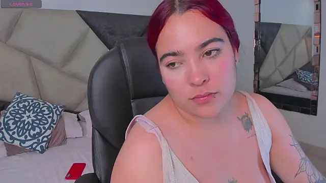 AfroditaVega_ XXX чат на живо