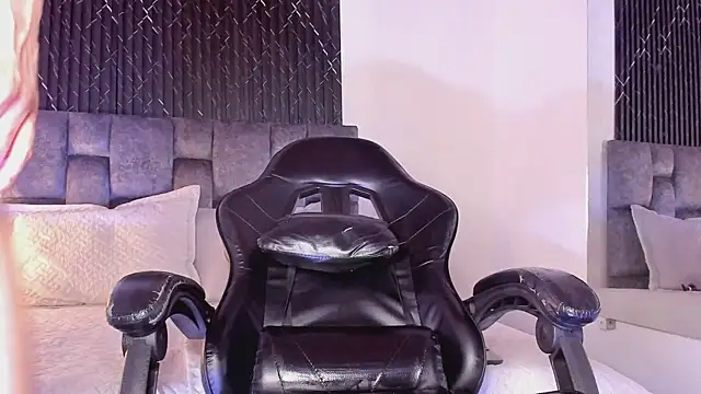 Alexxus_Smith 现场XXX聊天
