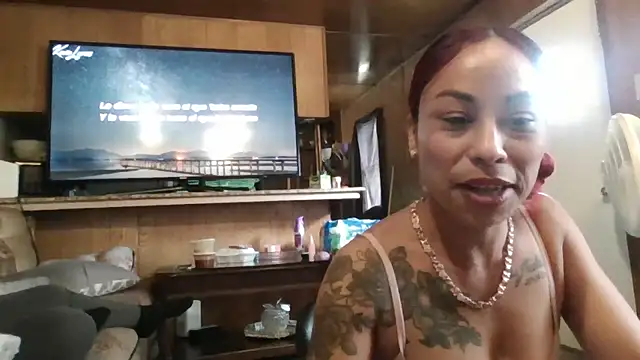 Dangerousrose Chat XXX in diretta