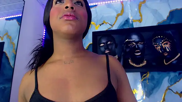 Chat XXX en directo de SaramyBigcock