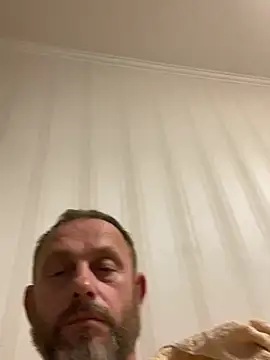 XXX chat uživo modela Frosl