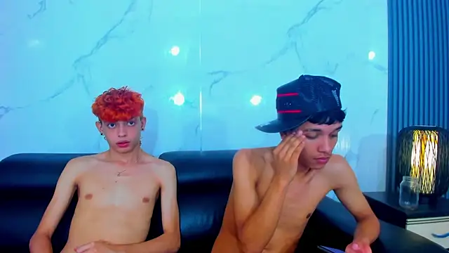 Chat +18 de Litle_sweet_boys ao vivo