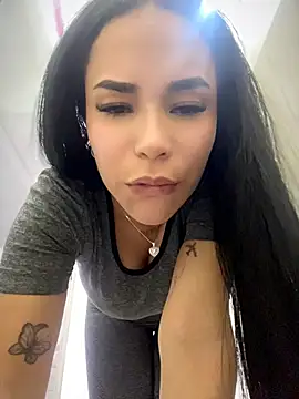 Naatalia's Live XXX Chat