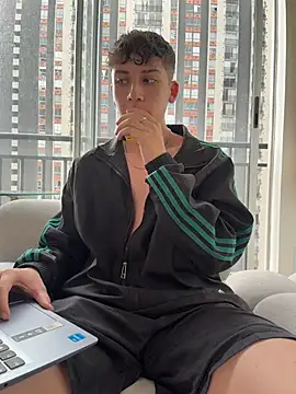 OLIVER_K Live XXX-chat