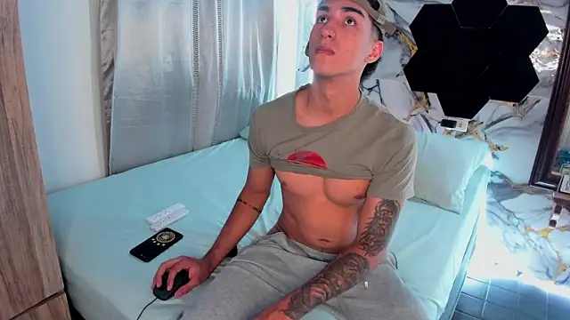 Goldendesirexx's Live XXX Chat