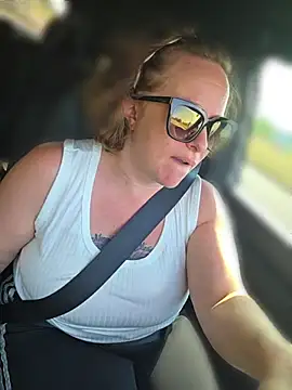 Czat XXX na żywo – julimonroe