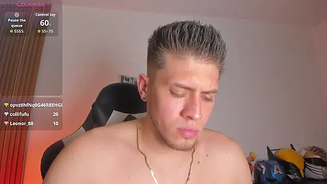 SebastianMaximoff_ élő XXX-chatje