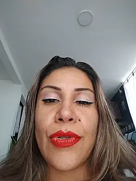 KittyHoleshot87's Live XXX Chat