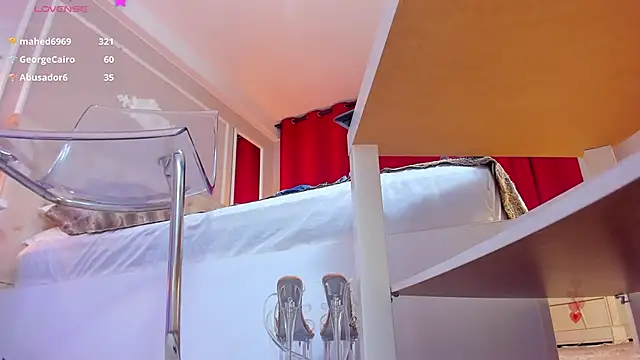XXX chat uživo modela Anyssia