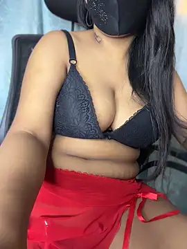 Czat XXX na żywo – Naughty_Queen49