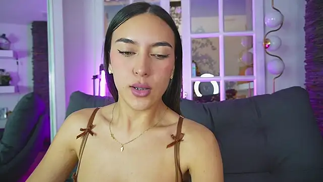 دردشة foxy_zoe الجنسية المباشرة