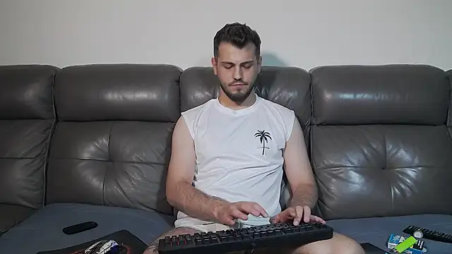 CrazyDom1 Webcam show