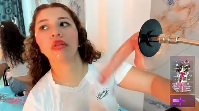 צ'אט XXX בשידור חי של hade_cute