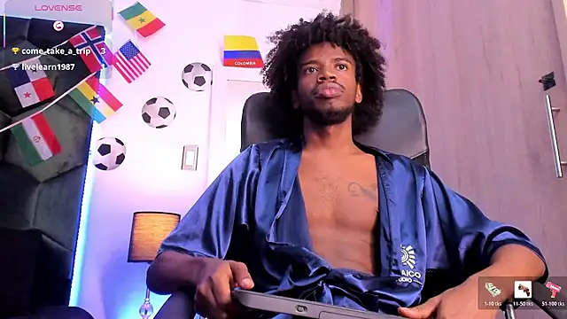 AllexJacob élő XXX-chatje