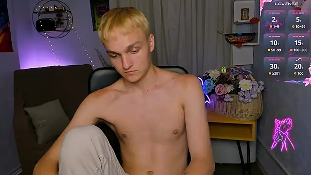 Вебкам-шоу john_lik