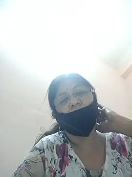 DarkRoseRiya Chat XXX in diretta