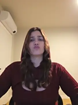 MiaRides19 Adlı Modelin Canlı XXX Sohbeti