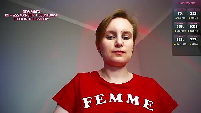 KinkyMissCherry live XXX chat