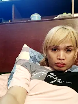 Chat +18 de QueenSoreal ao vivo