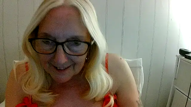 Chat XXX en directo de Chanel-56