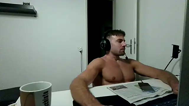 alpha-hunk Live XXX-Chat