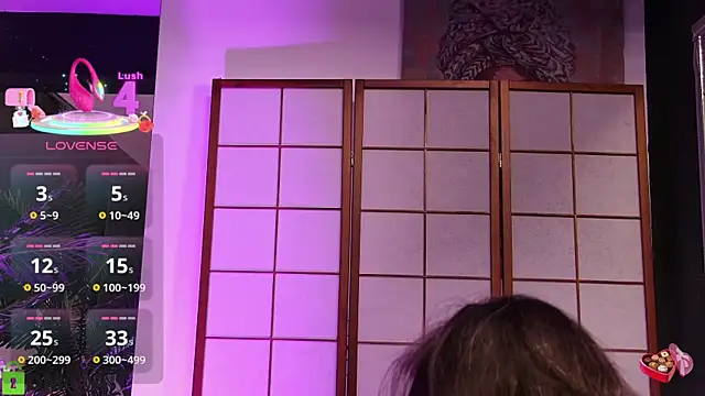 צ'אט XXX בשידור חי של OliviaHawn