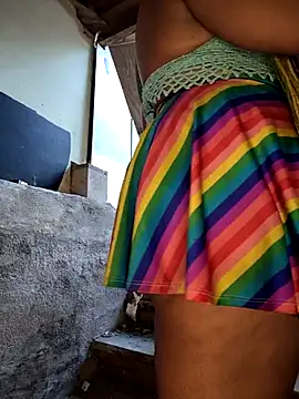 AmazonianMistress Adlı Modelin Canlı XXX Sohbeti