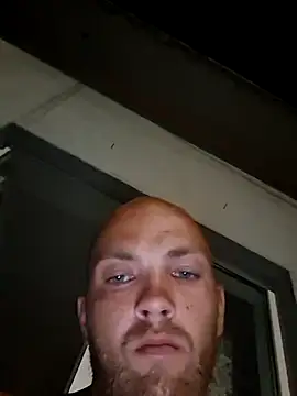 Show modela buradagai na web-kameri