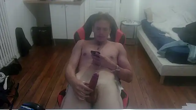 Czat XXX na żywo – branlettemaster76