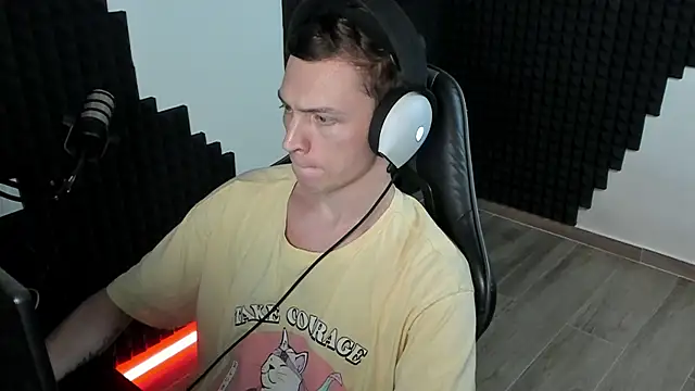 More_than_friend Live XXX Chat