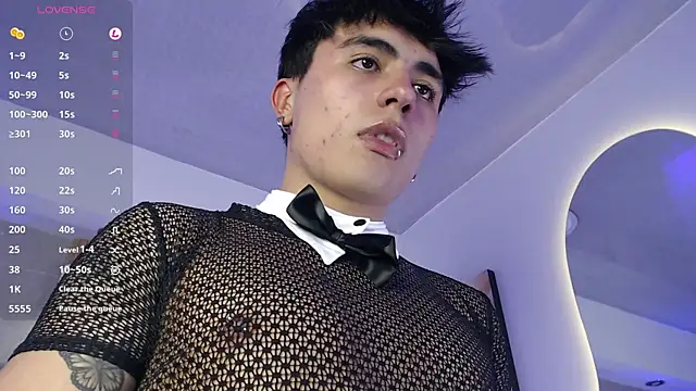 Tommy_Claks 在線直播表演