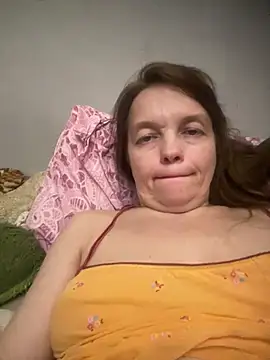 Chatroom XXX en direct de Suzanele