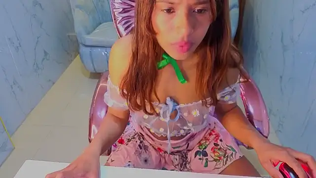 Chatroom XXX en direct de lisa_s1
