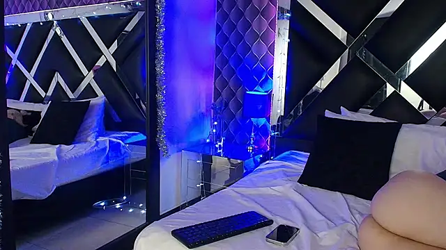 victoriaa_lee_'s Live XXX Chat