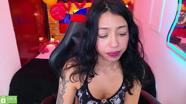 Онлайн чат XXX REDHOTTER_