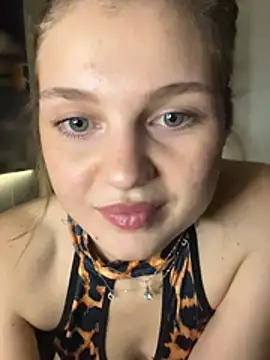 Emaline_Fane Live XXX-chat